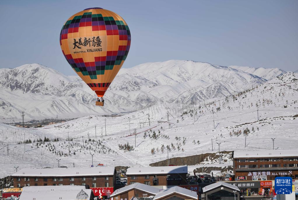 星空体育网站：冰雪运动成就新疆文旅新名片(图9)