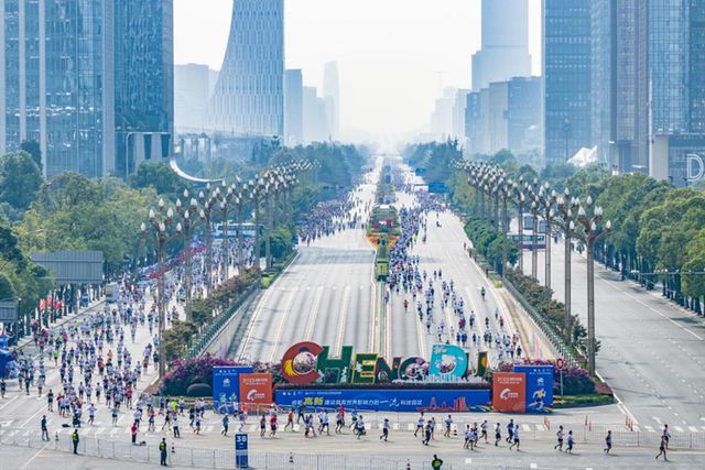 一场比赛一次旅行“跑马热”背后的城市文旅新消费和千亿市场(图4)