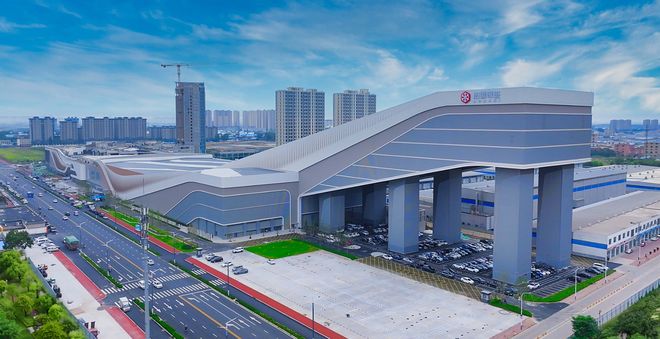 星空体育网址：“冷资源”如何引爆“热经济”？一个室内雪场的产城融合实践(图1)