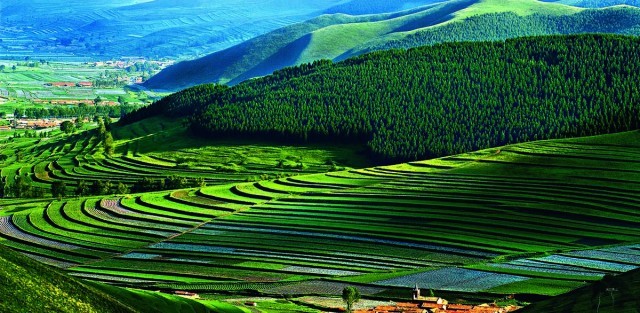 星空体育平台：“崇礼宠你”：后冬奥时代小城崇礼的“破圈”之道(图1)