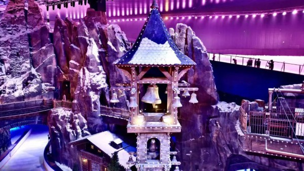 星空体育平台：冰雪乐园来啦！太仓阿尔卑斯国际度假区带你开启一场冰雪度假之旅(图1)