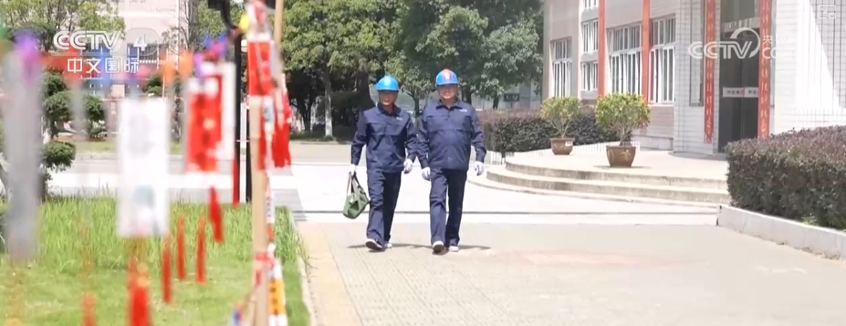 星空体育网址：智慧化手段为高考保驾护航暖心关爱为考生提供细致服务(图7)