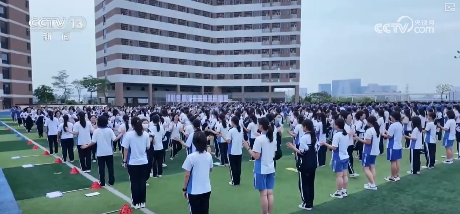 星空体育网址：智慧化手段为高考保驾护航暖心关爱为考生提供细致服务(图12)